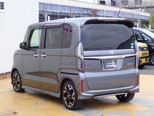 N-BOXカスタム G・EXターボホンダセンシング 純正8インチナビ CD録音 DVD再生 フルセグTV Bluetoothオーディオ 両側パワースライドドア Rカメラ ETC 助手席シートバックテーブル シートヒーター 革巻きハンドル(14枚目)