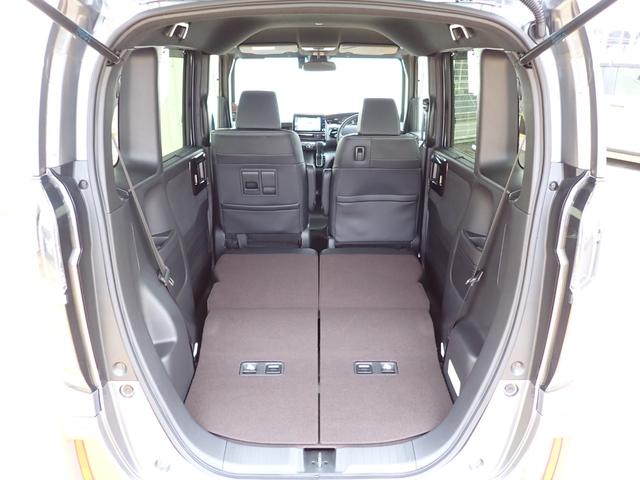 N-BOXカスタム G・EXターボホンダセンシング 純正8インチナビ CD録音 DVD再生 フルセグTV Bluetoothオーディオ 両側パワースライドドア Rカメラ ETC 助手席シートバックテーブル シートヒーター 革巻きハンドル(21枚目)