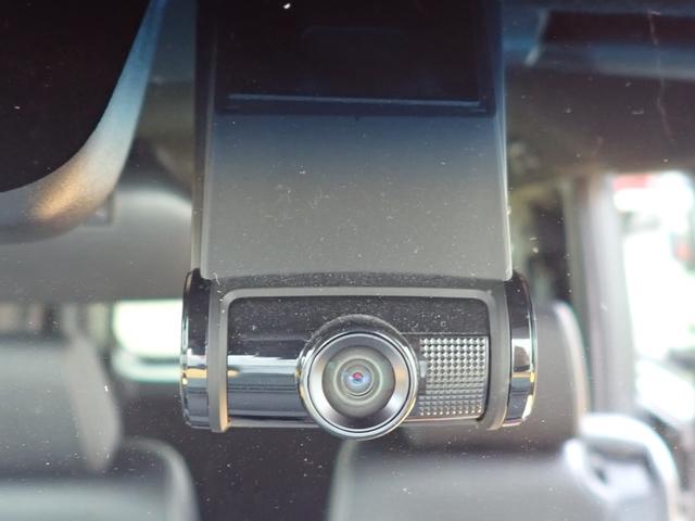 N-BOXカスタム G・EXターボホンダセンシング 純正8インチナビ CD録音 DVD再生 フルセグTV Bluetoothオーディオ 両側パワースライドドア Rカメラ ETC 助手席シートバックテーブル シートヒーター 革巻きハンドル(29枚目)