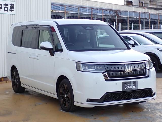 ステップワゴン ｅ：ＨＥＶスパーダ　純正ナビ　フルセグＴＶ　ＤＶＤ再生　Ｂｌｕｅｔｏｏｔｈオーディオ　前後ドラレコ　シートバックテーブル　Ｒカメラ　ＥＴＣ　シートヒーター　ＬＥＤフォグライト（11枚目）