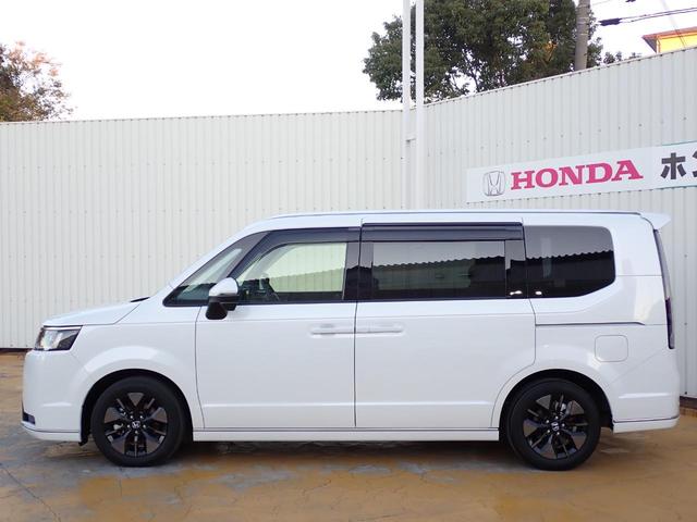 ステップワゴン ｅ：ＨＥＶスパーダ　純正ナビ　フルセグＴＶ　ＤＶＤ再生　Ｂｌｕｅｔｏｏｔｈオーディオ　前後ドラレコ　シートバックテーブル　Ｒカメラ　ＥＴＣ　シートヒーター　ＬＥＤフォグライト（16枚目）