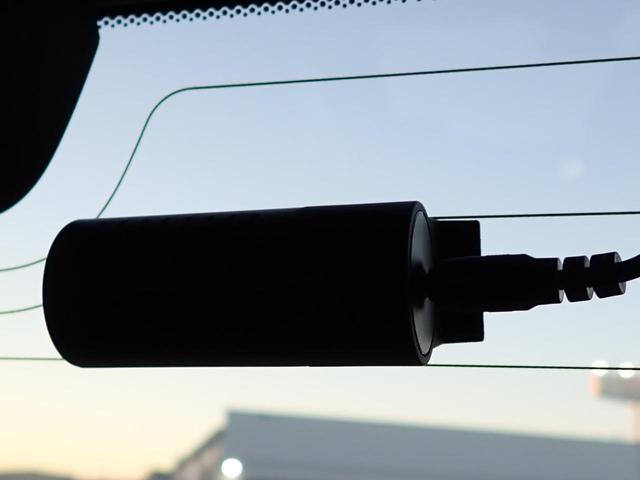 ステップワゴン ｅ：ＨＥＶスパーダ　純正ナビ　フルセグＴＶ　ＤＶＤ再生　Ｂｌｕｅｔｏｏｔｈオーディオ　前後ドラレコ　シートバックテーブル　Ｒカメラ　ＥＴＣ　シートヒーター　ＬＥＤフォグライト（31枚目）