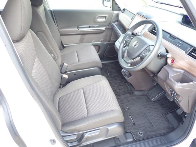 フリード Ｇ・ホンダセンシング　純正９インチナビ　フルセグＴＶ　ＤＶＤ再生　ＣＤ録音　Ｂｌｕｅｔｏｏｔｈオーディオ　前ドラレコ　ホンダセンシング　両側パワースライドドア　オートリトラミラー　ＴＶキャンセラー　Ｒカメラ　ＥＴＣ（16枚目）