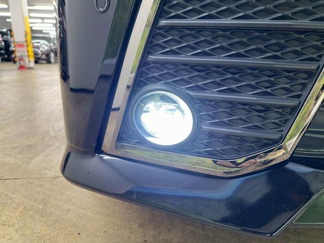 ヴェルファイア ２．５Ｚ　Ａエディション　ゴールデンアイズ　アルパインＢＩＧＸナビ／ＴＶ・バックモニター・両側パワースライドドア・パワーバックゲート・ＬＥＤヘッドライト・スマートキーレス・プッシュスタート・ＥＴＣ・オートエアコン・ハーフレザーシート・取説保証書（13枚目）