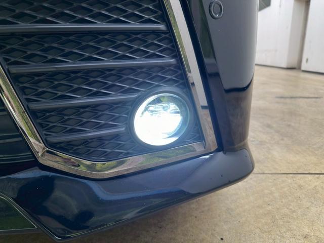 ヴェルファイア ２．５Ｚ　Ａエディション　ゴールデンアイズ　アルパインＢＩＧＸナビ／ＴＶ・バックモニター・両側パワースライドドア・パワーバックゲート・ＬＥＤヘッドライト・スマートキーレス・プッシュスタート・ＥＴＣ・オートエアコン・ハーフレザーシート・取説保証書（14枚目）