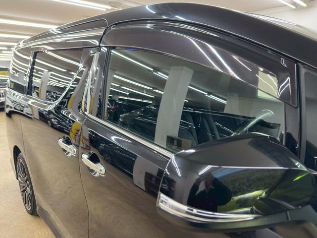 ヴェルファイア ２．５Ｚ　Ａエディション　ゴールデンアイズ　アルパインＢＩＧＸナビ／ＴＶ・バックモニター・両側パワースライドドア・パワーバックゲート・ＬＥＤヘッドライト・スマートキーレス・プッシュスタート・ＥＴＣ・オートエアコン・ハーフレザーシート・取説保証書（19枚目）