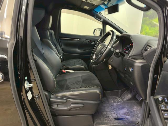 ヴェルファイア ２．５Ｚ　Ａエディション　ゴールデンアイズ　アルパインＢＩＧＸナビ／ＴＶ・バックモニター・両側パワースライドドア・パワーバックゲート・ＬＥＤヘッドライト・スマートキーレス・プッシュスタート・ＥＴＣ・オートエアコン・ハーフレザーシート・取説保証書（27枚目）