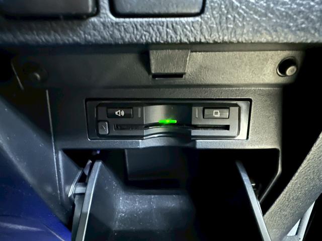 ヴェルファイア ２．５Ｚ　Ａエディション　ゴールデンアイズ　アルパインＢＩＧＸナビ／ＴＶ・バックモニター・両側パワースライドドア・パワーバックゲート・ＬＥＤヘッドライト・スマートキーレス・プッシュスタート・ＥＴＣ・オートエアコン・ハーフレザーシート・取説保証書（54枚目）