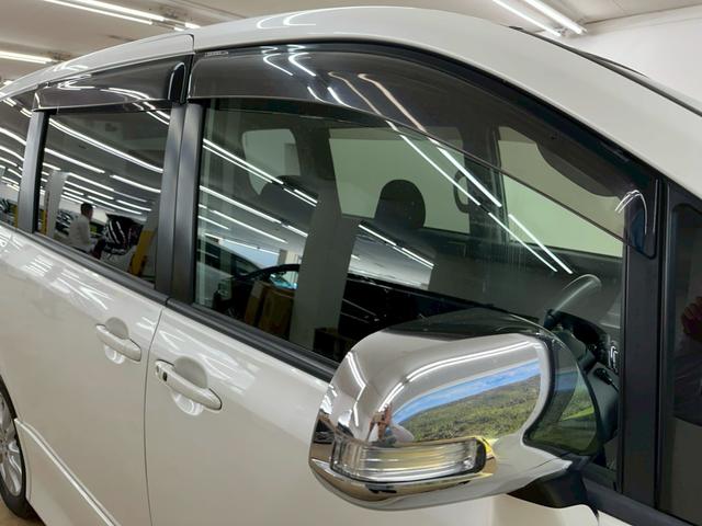 ヴォクシー ＺＳ　純正ナビ・フルセグ・ＢＴ対応・両側パワースライドドア・パドルシフト・オートエアコン・ＥＴＣ・革巻きステアリング・ＨＩＤヘッドライト・ドライブレコーダー・バックモニター・純正アルミ・セキュリティ・フォグ（19枚目）