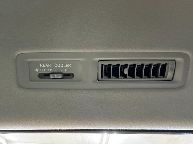 ヴォクシー ＺＳ　純正ナビ・フルセグ・ＢＴ対応・両側パワースライドドア・パドルシフト・オートエアコン・ＥＴＣ・革巻きステアリング・ＨＩＤヘッドライト・ドライブレコーダー・バックモニター・純正アルミ・セキュリティ・フォグ（46枚目）