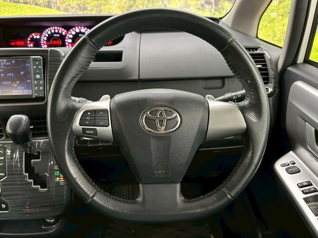 ヴォクシー ＺＳ　純正ナビ・フルセグ・ＢＴ対応・両側パワースライドドア・パドルシフト・オートエアコン・ＥＴＣ・革巻きステアリング・ＨＩＤヘッドライト・ドライブレコーダー・バックモニター・純正アルミ・セキュリティ・フォグ（56枚目）