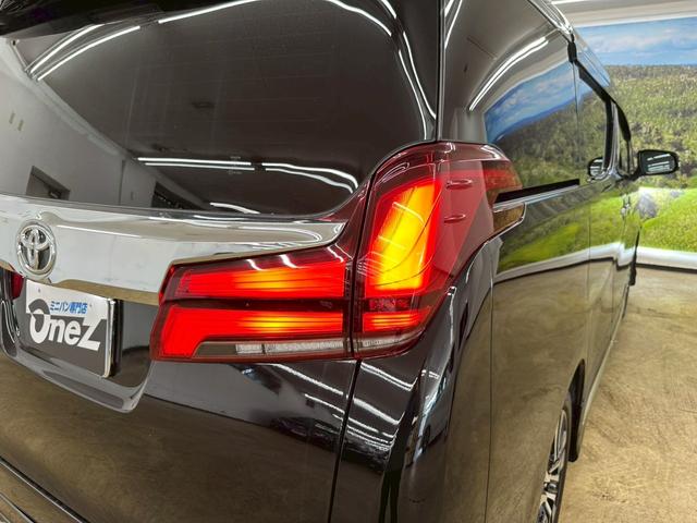 アルファード 2.5S Cパッケージ モデリスタフルエアロ・サンルーフ・純正ナビ・バックモニター・デジタルインナーミラー・パワーバックドア・両側パワースライドドア・ETC・パワーシート・純正アルミ・ワンオーナー車・ウッドコンビハンドル(16枚目)
