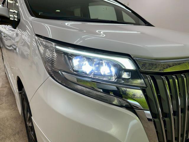 エスクァイア ハイブリッドGi プレミアムパッケージ アルパインナビ・トヨタセーフティセンス・バックモニター・ETC・両側パワースライドドア・フリップダウンモニター・ウッドコンビハンドル・LEDヘッドライト・純正アルミ・ウインカーミラー・取説保証書(12枚目)