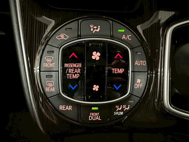 エスクァイア ハイブリッドGi プレミアムパッケージ アルパインナビ・トヨタセーフティセンス・バックモニター・ETC・両側パワースライドドア・フリップダウンモニター・ウッドコンビハンドル・LEDヘッドライト・純正アルミ・ウインカーミラー・取説保証書(49枚目)