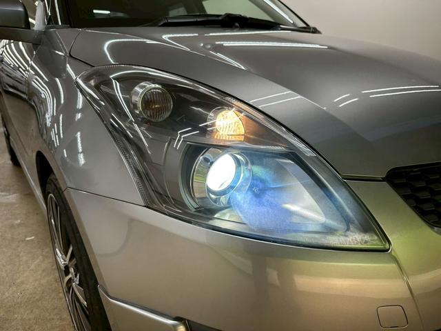 スイフト RS 社外ナビ・フルセグ・社外17インチアルミ・オートエアコン・HIDヘッドライト・ETC・スマートキー・プッシュスタート・バックモニター・純正エアロ・クルーズコントロール・革巻きステアリング・パドルシフト(11枚目)