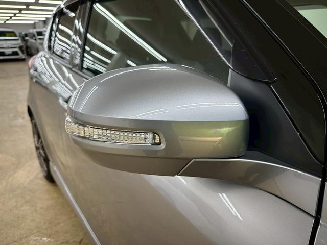 スイフト RS 社外ナビ・フルセグ・社外17インチアルミ・オートエアコン・HIDヘッドライト・ETC・スマートキー・プッシュスタート・バックモニター・純正エアロ・クルーズコントロール・革巻きステアリング・パドルシフト(17枚目)