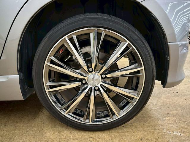 スイフト RS 社外ナビ・フルセグ・社外17インチアルミ・オートエアコン・HIDヘッドライト・ETC・スマートキー・プッシュスタート・バックモニター・純正エアロ・クルーズコントロール・革巻きステアリング・パドルシフト(23枚目)