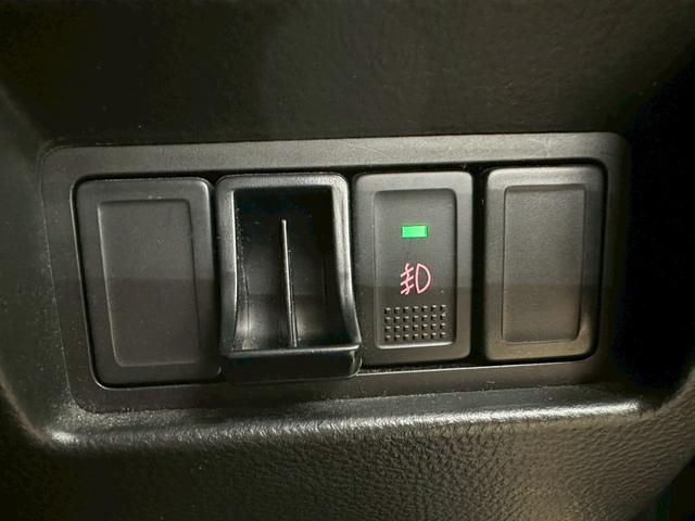 スイフト RS 社外ナビ・フルセグ・社外17インチアルミ・オートエアコン・HIDヘッドライト・ETC・スマートキー・プッシュスタート・バックモニター・純正エアロ・クルーズコントロール・革巻きステアリング・パドルシフト(43枚目)