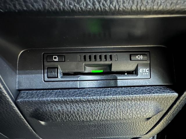 エスクァイア ハイブリッドGi ブラックテーラード 純正9インチ・純正12.1インチフリップダウンモニター・両側パワースライドドア・セーフティセンス・LEDヘッドライト・ビルトインETC・シートヒーター・クルーズコントロール・社外18インチアルミ(56枚目)