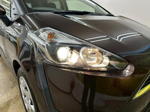 シエンタ Ｇ　両側パワースライドドア・純正ナビ・フルセグ・ナビレディ―パック・ＥＴＣ・オートエアコン・スマートキー・ステアリングスイッチ・トヨタセーフティンス・７人乗り・ウインカーミラー・ワンオーナー（11枚目）