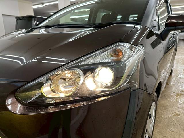 シエンタ Ｇ　両側パワースライドドア・純正ナビ・フルセグ・ナビレディ―パック・ＥＴＣ・オートエアコン・スマートキー・ステアリングスイッチ・トヨタセーフティンス・７人乗り・ウインカーミラー・ワンオーナー（12枚目）