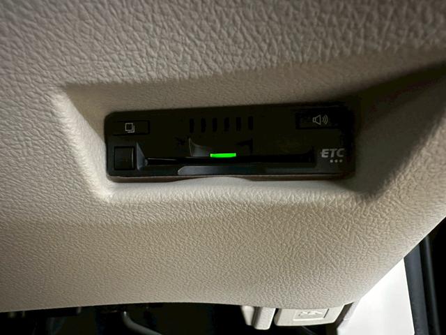 シエンタ Ｇ　両側パワースライドドア・純正ナビ・フルセグ・ナビレディ―パック・ＥＴＣ・オートエアコン・スマートキー・ステアリングスイッチ・トヨタセーフティンス・７人乗り・ウインカーミラー・ワンオーナー（51枚目）