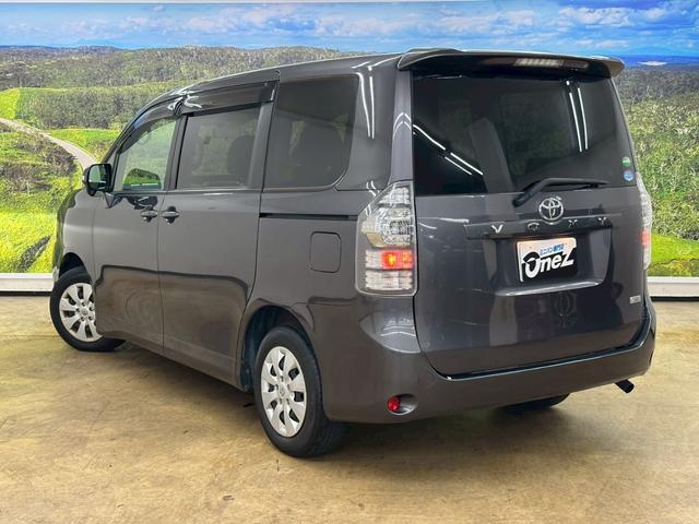 ヴォクシー X Lエディション 純正ナビ・フルセグ・フリップダウンモニター・左側パワースライドドア・HIDヘッドライト・オートエアコン・ビルトインETC・スマートキー・プッシュスタート・ウインカーミラー・ステアリングスイッチ(9枚目)