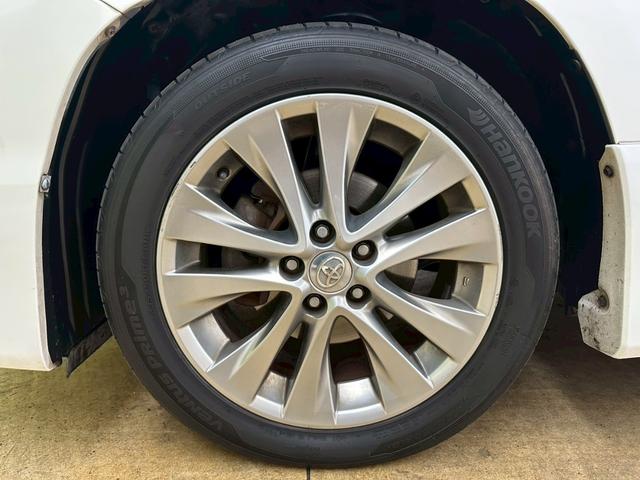 ヴェルファイア ２．４Ｚ　プラチナセレクションＩＩ　サンルーフ・純正ナビ・両側パワースライドドア・バックモニター・フルセグ・純正１８インチアルミ・ＨＩＤヘッドライト・オートエアコン・ＥＴＣ・プッシュスタート・スマートキー・ユーザー買取（22枚目）