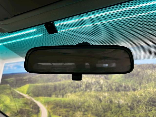 ヴェルファイア ２．４Ｚ　プラチナセレクションＩＩ　サンルーフ・純正ナビ・両側パワースライドドア・バックモニター・フルセグ・純正１８インチアルミ・ＨＩＤヘッドライト・オートエアコン・ＥＴＣ・プッシュスタート・スマートキー・ユーザー買取（62枚目）