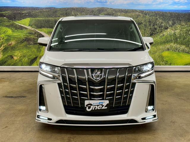 アルファード 2.5S Cパッケージ 社外20インチアルミホイル・社外エアロパーツ・ブラインドスポットモニター・純正ディスプレイオーディオ・純正デジタルインナーミラー・両側パワースライドドア・シートベンチレーション・スマートキー・ETC(3枚目)