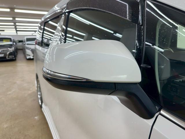 アルファード 2.5S Cパッケージ 社外20インチアルミホイル・社外エアロパーツ・ブラインドスポットモニター・純正ディスプレイオーディオ・純正デジタルインナーミラー・両側パワースライドドア・シートベンチレーション・スマートキー・ETC(17枚目)