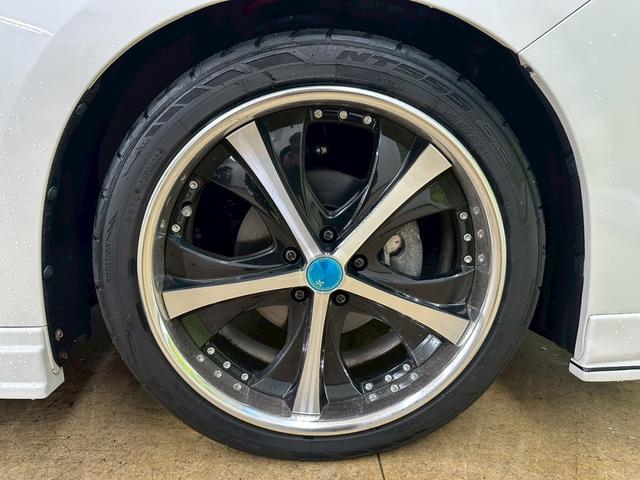 アルファード 2.5S Cパッケージ 社外20インチアルミホイル・社外エアロパーツ・ブラインドスポットモニター・純正ディスプレイオーディオ・純正デジタルインナーミラー・両側パワースライドドア・シートベンチレーション・スマートキー・ETC(19枚目)