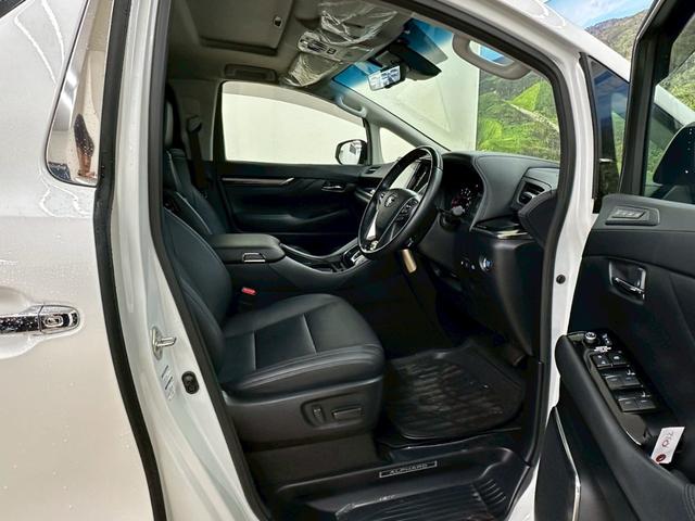 アルファード 2.5S Cパッケージ 社外20インチアルミホイル・社外エアロパーツ・ブラインドスポットモニター・純正ディスプレイオーディオ・純正デジタルインナーミラー・両側パワースライドドア・シートベンチレーション・スマートキー・ETC(25枚目)