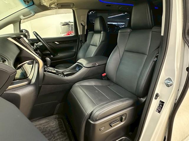 アルファード 2.5S Cパッケージ 社外20インチアルミホイル・社外エアロパーツ・ブラインドスポットモニター・純正ディスプレイオーディオ・純正デジタルインナーミラー・両側パワースライドドア・シートベンチレーション・スマートキー・ETC(27枚目)