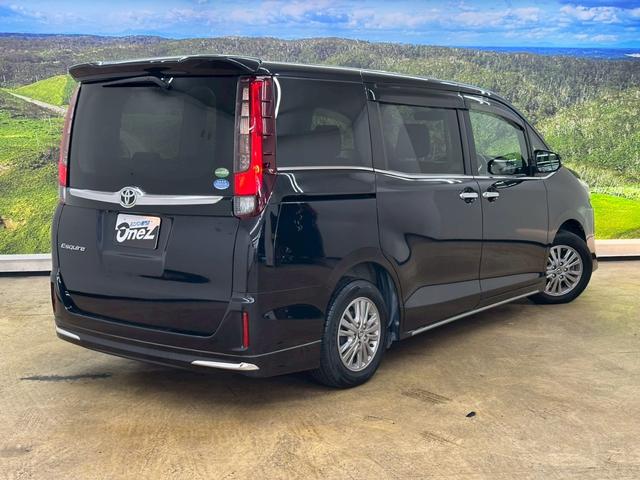 エスクァイア Gi ツインムーンルーフ・純正メーカーナビ・フルセグ・DVD・BT対応・寒冷地仕様・リアオートエアコン・両側パワースライドドア・LEDヘッドライト・ブラウン合皮シート・シートヒーター・ステアリングスイッチ(8枚目)