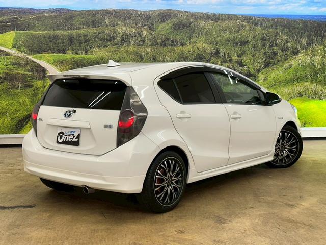 アクア Ｓ　モデリスタエアロパーツ・社外アルミホイル・プッシュスタート・スマートキーレス・ＬＥＤヘッドライト・レザー調シートカバー・社外ナビＴＶ・クルーズコントロール・オートライトシステム・ＥＴＣ・レーダー（9枚目）