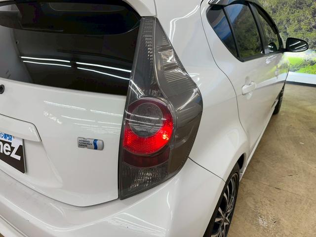 アクア Ｓ　モデリスタエアロパーツ・社外アルミホイル・プッシュスタート・スマートキーレス・ＬＥＤヘッドライト・レザー調シートカバー・社外ナビＴＶ・クルーズコントロール・オートライトシステム・ＥＴＣ・レーダー（16枚目）