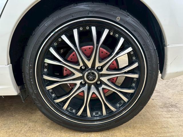 アクア Ｓ　モデリスタエアロパーツ・社外アルミホイル・プッシュスタート・スマートキーレス・ＬＥＤヘッドライト・レザー調シートカバー・社外ナビＴＶ・クルーズコントロール・オートライトシステム・ＥＴＣ・レーダー（24枚目）