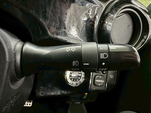 アクア Ｓ　モデリスタエアロパーツ・社外アルミホイル・プッシュスタート・スマートキーレス・ＬＥＤヘッドライト・レザー調シートカバー・社外ナビＴＶ・クルーズコントロール・オートライトシステム・ＥＴＣ・レーダー（46枚目）