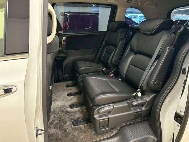 オデッセイ アブソルート・ＥＸ　純正ナビ・フルセグ対応・ブラインドスポットモニター・両側パワースライドドア・ハーフレザーシート・パワーシート・全方位モニター・ＥＴＣ・純正アルミ・ＢＴ対応・ＬＥＤヘッドライト・ステアリングスイッチ（31枚目）