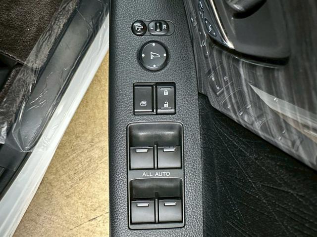 オデッセイ アブソルート・ＥＸ　純正ナビ・フルセグ対応・ブラインドスポットモニター・両側パワースライドドア・ハーフレザーシート・パワーシート・全方位モニター・ＥＴＣ・純正アルミ・ＢＴ対応・ＬＥＤヘッドライト・ステアリングスイッチ（54枚目）