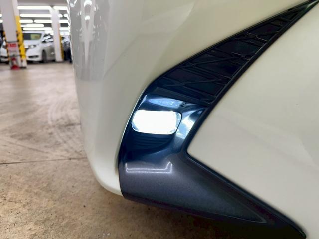 ＧＳ ＧＳ３５０　Ｆスポーツ　３眼ＬＥＤヘッドライト・純正１２．３インチナビ／ＴＶ・黒レザーシート・オレンジキャリバー・パワートランク・純正１９インチＡＷ・電動サンシェード・ドライブモードセレクト・本アルミインパネ・ＥＴＣ２．０（13枚目）