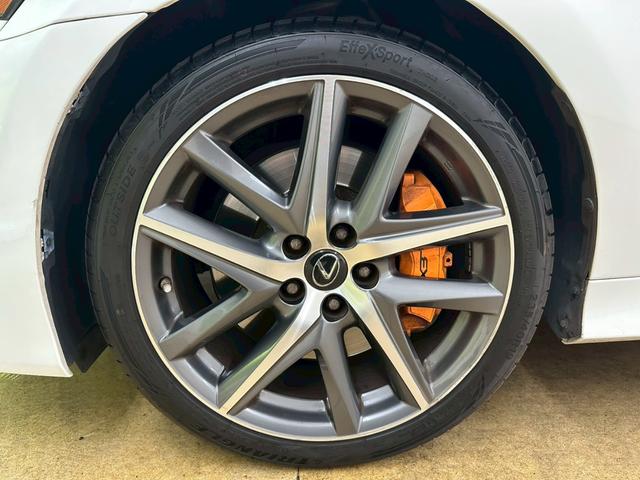 ＧＳ ＧＳ３５０　Ｆスポーツ　３眼ＬＥＤヘッドライト・純正１２．３インチナビ／ＴＶ・黒レザーシート・オレンジキャリバー・パワートランク・純正１９インチＡＷ・電動サンシェード・ドライブモードセレクト・本アルミインパネ・ＥＴＣ２．０（22枚目）