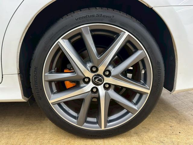 ＧＳ ＧＳ３５０　Ｆスポーツ　３眼ＬＥＤヘッドライト・純正１２．３インチナビ／ＴＶ・黒レザーシート・オレンジキャリバー・パワートランク・純正１９インチＡＷ・電動サンシェード・ドライブモードセレクト・本アルミインパネ・ＥＴＣ２．０（23枚目）