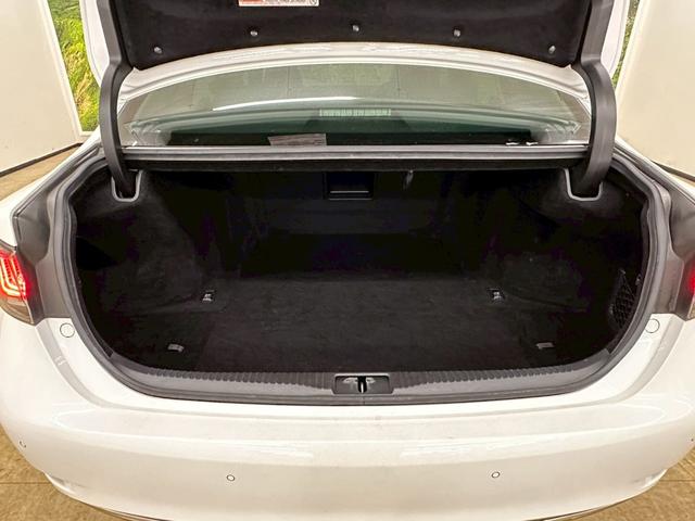 ＧＳ ＧＳ３５０　Ｆスポーツ　３眼ＬＥＤヘッドライト・純正１２．３インチナビ／ＴＶ・黒レザーシート・オレンジキャリバー・パワートランク・純正１９インチＡＷ・電動サンシェード・ドライブモードセレクト・本アルミインパネ・ＥＴＣ２．０（32枚目）