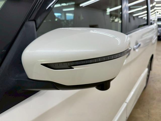 セレナ ハイウェイスター　両側パワースライドドア・純正ナビ・エマージェンシーブレーキ・アイドリングストップ・ドライブレコーダー・純正アルミ・アラウンドビューモニター・プッシュスタート・スマートキー・ＬＥＤヘッドライト・ＥＴＣ（18枚目）