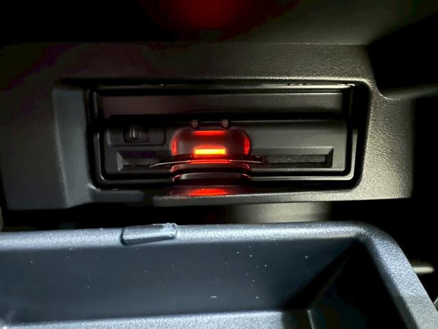 セレナ ハイウェイスター　両側パワースライドドア・純正ナビ・エマージェンシーブレーキ・アイドリングストップ・ドライブレコーダー・純正アルミ・アラウンドビューモニター・プッシュスタート・スマートキー・ＬＥＤヘッドライト・ＥＴＣ（49枚目）