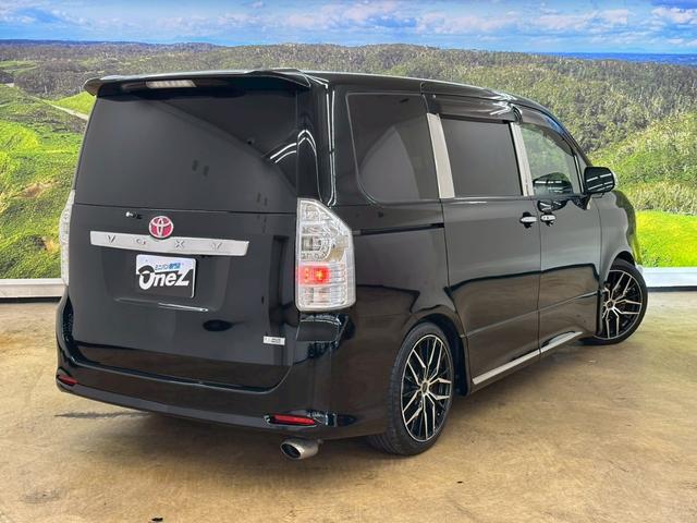 ヴォクシー ＺＳ　煌Ｚ　アルパイン８インチ・フルセグ・ＢＴ対応・アルパインフリップダウンモニター・バックモニター・両側パワースライドドア・ビルトインＥＴＣ・社外１８インチアルミ・ＴＥＩＮ車高調・パドルシフト・オートライト（8枚目）