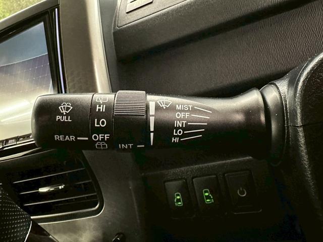 ヴォクシー ＺＳ　煌Ｚ　アルパイン８インチ・フルセグ・ＢＴ対応・アルパインフリップダウンモニター・バックモニター・両側パワースライドドア・ビルトインＥＴＣ・社外１８インチアルミ・ＴＥＩＮ車高調・パドルシフト・オートライト（52枚目）
