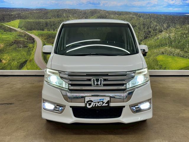 ステップワゴンスパーダ Z 純正大型ナビ・両側パワースライドドア・フリップダウンモニター・スマートキー・社外18インチアルミ・フルセグ・バックモニター・HIDヘッドライト・ETC・オートエアコン・音楽録音・アイドリングストップ(3枚目)